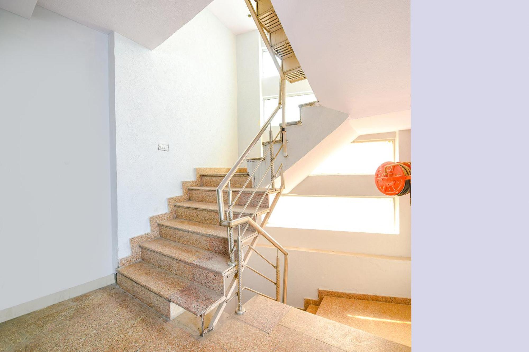 ניו דלהי Fabhotel Pp Residency Tilak Nagar מראה חיצוני תמונה