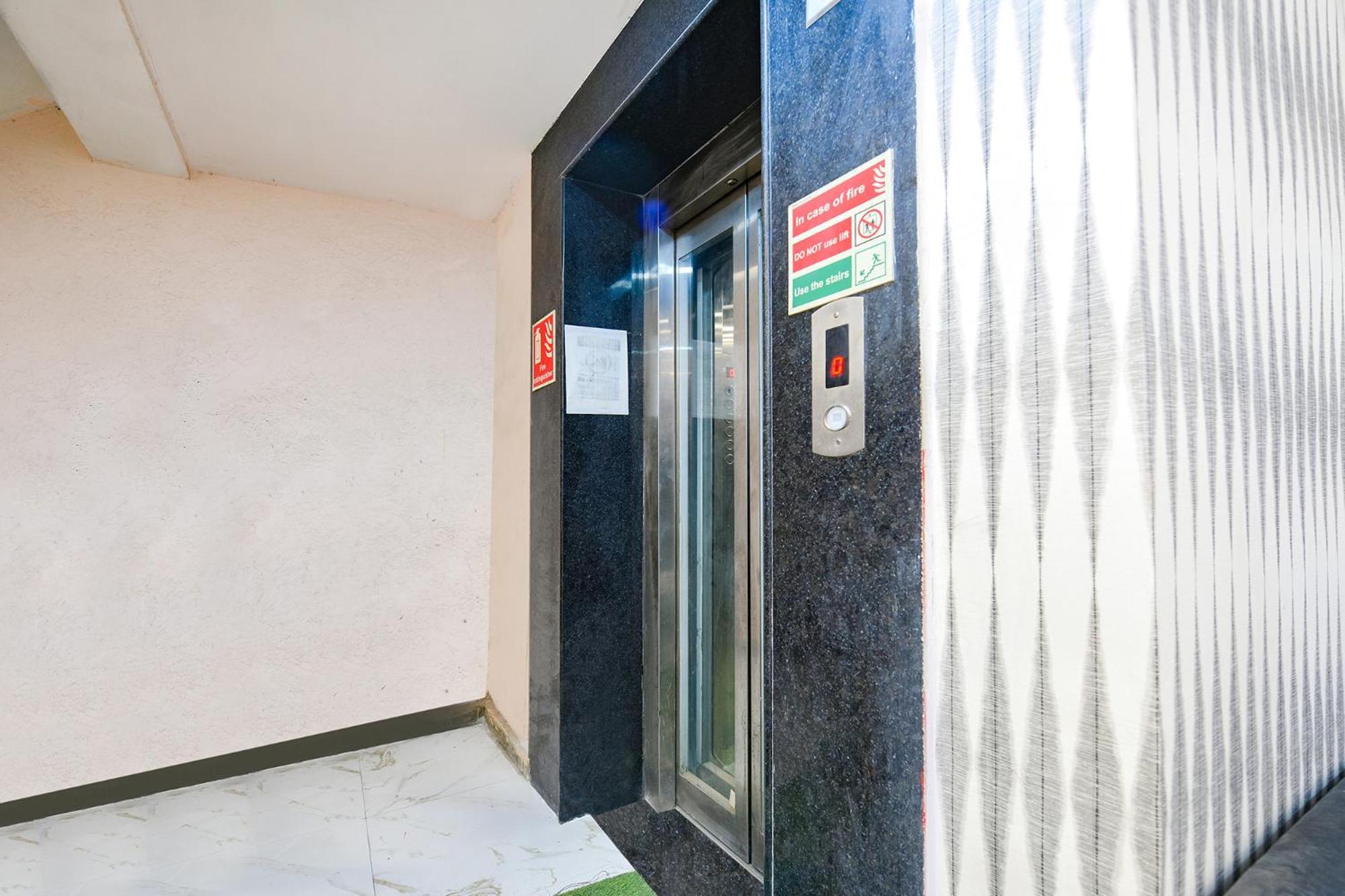ניו דלהי Fabhotel Pp Residency Tilak Nagar מראה חיצוני תמונה